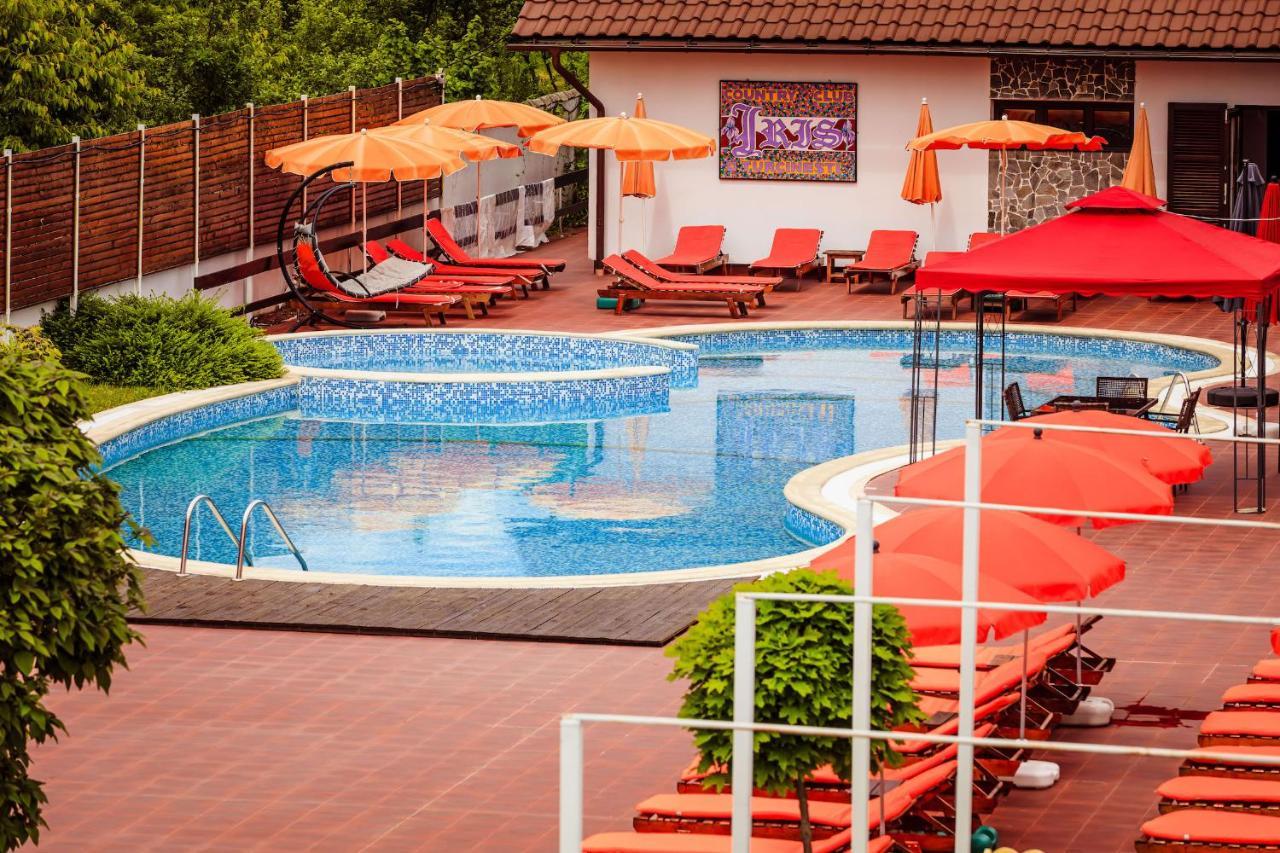 Resort Pensiunea Iris *