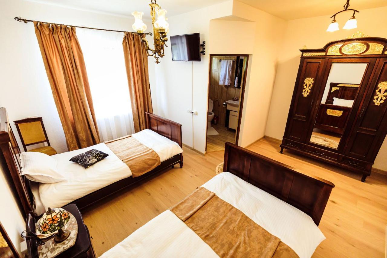 Pensiunea Iris Resort *