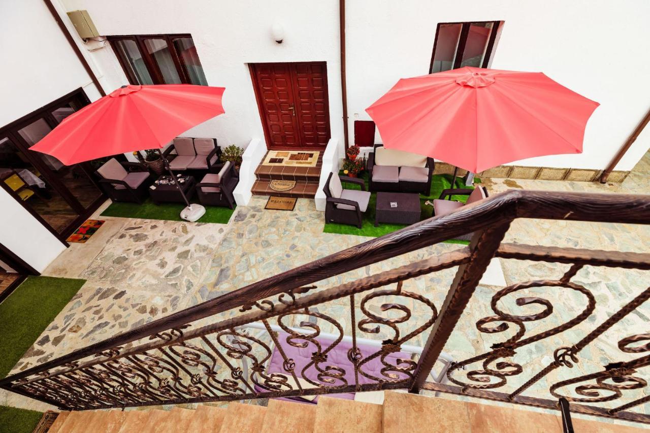 Resort Pensiunea Iris
